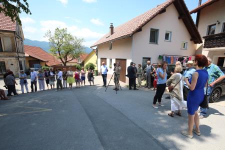 ODKRITJE KIPA FRAN GERBIČ 03 FOTO LJUBO VUKELIČ